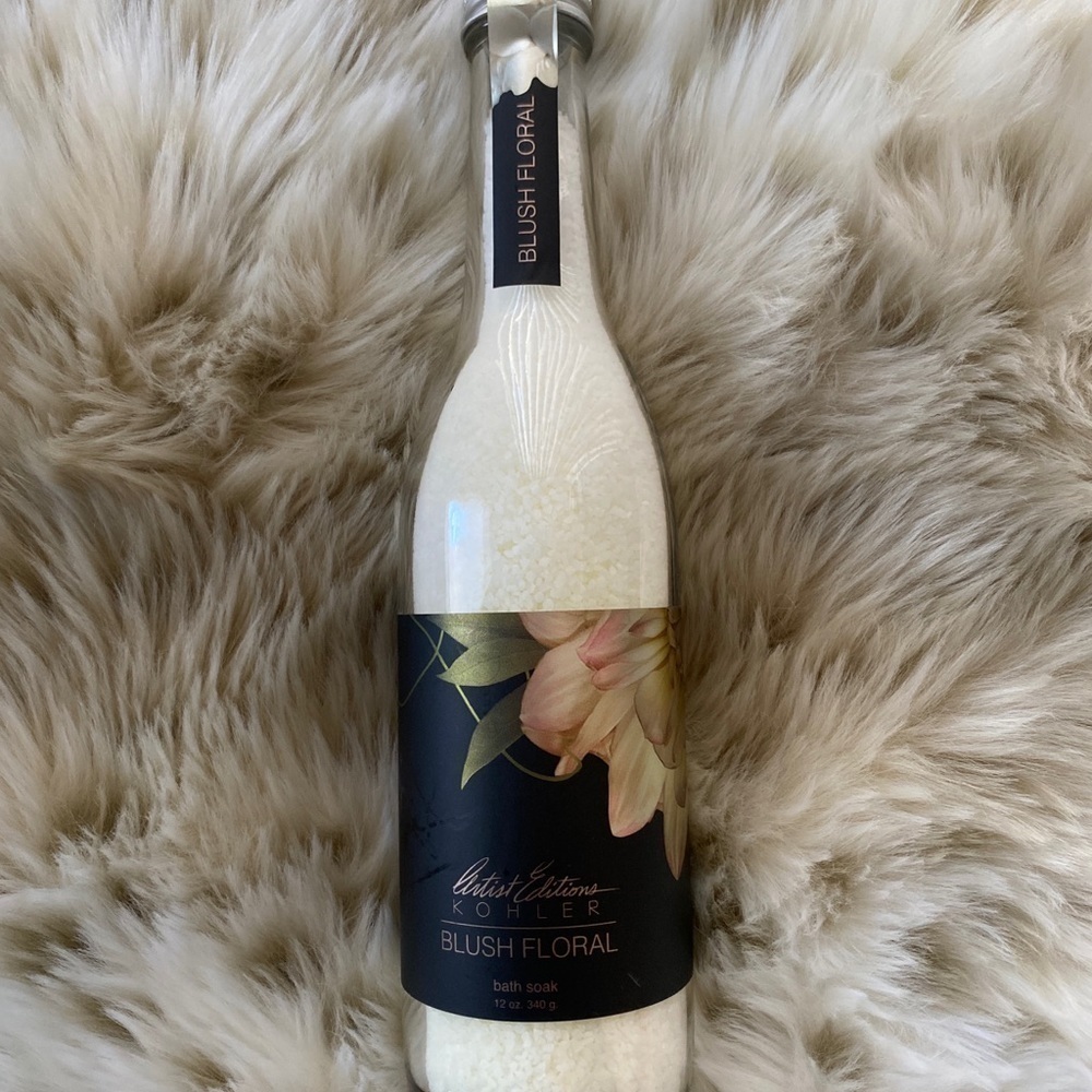 NWT - Kohler - blush floral bath soak salt - Picture 3 of 4